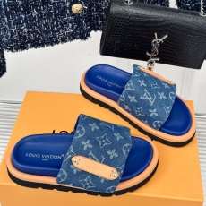 Louis Vuitton Slippers